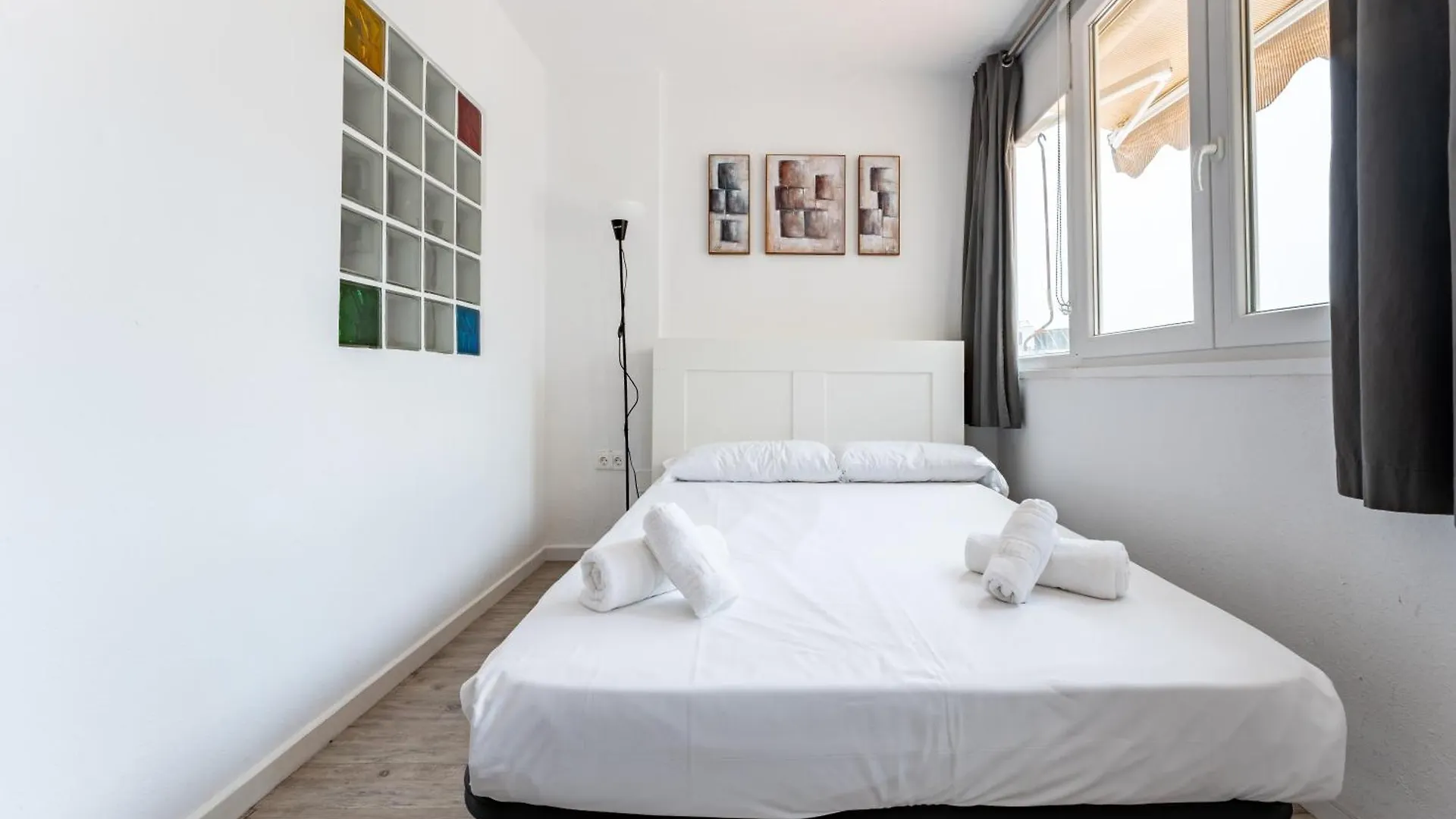 Bhost - Roca Castle Apartment Torremolinos Spain